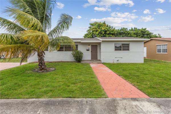 Scott Lake Manor, 1001 NW 181st St, Miami Gardens, Florida 33169, image 2