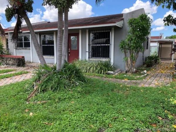 Royale Green, 12949 SW 50th St, Kendale Lakes, Florida 33175, image 2