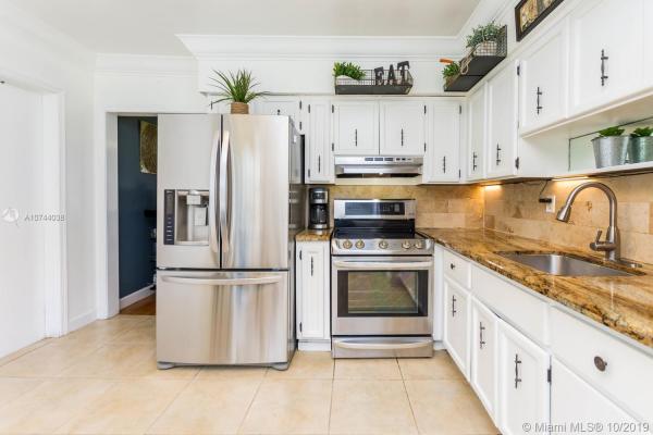 Sunny Acres, 930 NE 144th St, North Miami, Florida 33161, image 2