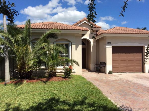 Ventanas At Homestead, 2223 SE 1st St, Homestead, Florida 33033, image 2