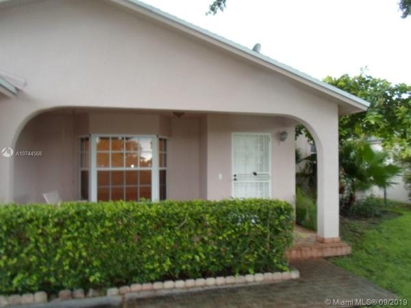 American Homes, 15900 SW 144th Ct, Richmond West, Florida 33177, image 2
