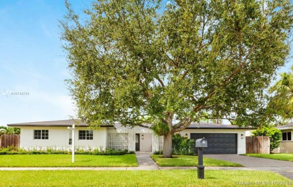 Kendale Lakes No HOA, 7962 SW 146th Ave, Kendale Lakes, Florida 33183, image 2
