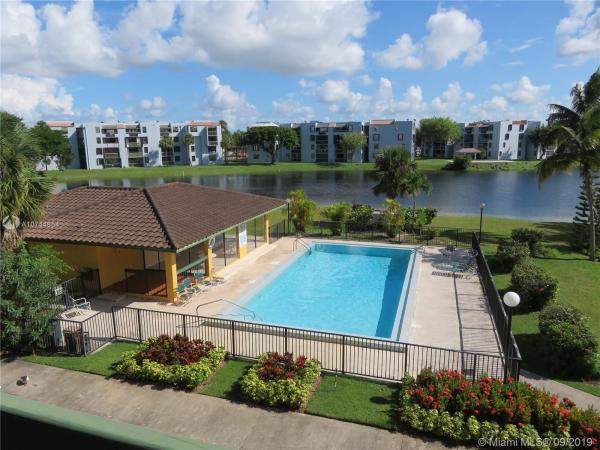 Peninsula At International Gardens, 1300 SW 122nd Ave #316-2, Tamiami, Florida 33184, image 2