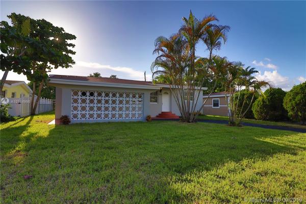 2270 Island Dr, Miramar, Florida 33023, image 2