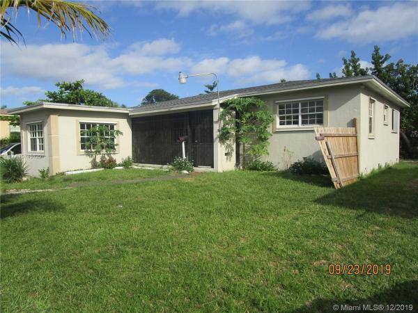Poincianna Manor, 905 NE 146th St, North Miami, Florida 33161, image 2