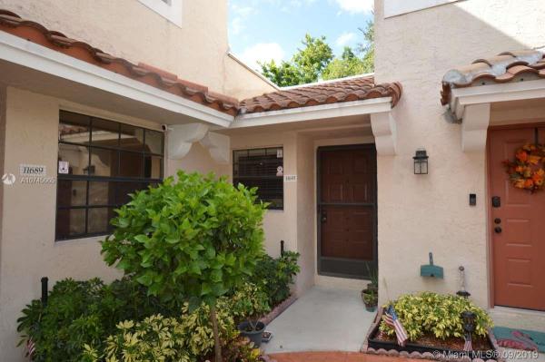 The Provinces Of Pierpointe At Pembroke Lakes, 11691 NW 11th St, Pembroke Pines, Florida 33026, image 2