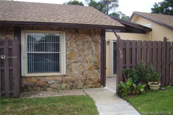 Villas At Carriage Hills, 138 Fox Rd #4-46, Hollywood, Florida 33024, image 2