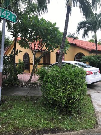 Bird Lakes South, 14244 SW 53rd St, Kendale Lakes, Florida 33175, image 1
