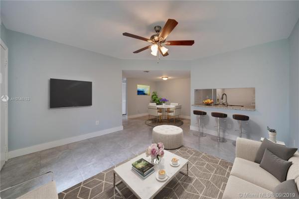 Rozland, 15350 Sunset Dr #24-14, Kendall West, Florida 33193, image 2
