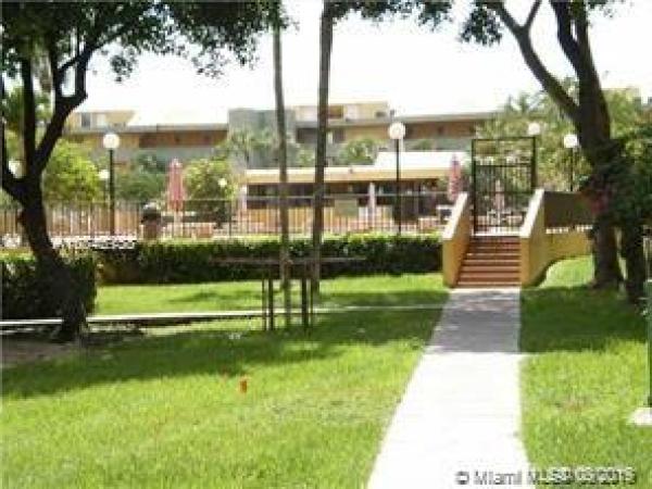 The Greens, 110 Fontainebleau Blvd #212, Fountainebleau, Florida 33172, image 2