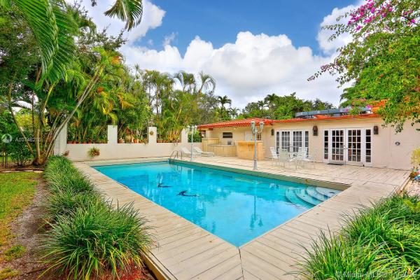 Coral Gables Country Club, 930 Alava Ave, Coral Gables, Florida 33146, image 2