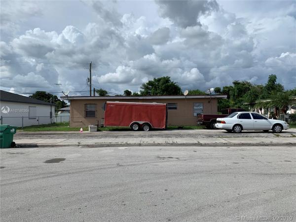 Goulds No HOA, 11785 SW 223rd St, Goulds, Florida 33170, image 2