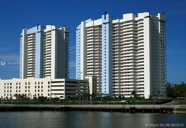 One Fifty One At Biscayne, 14951 Royal Oaks Ln #1604, North Miami, Florida 33181, image 2