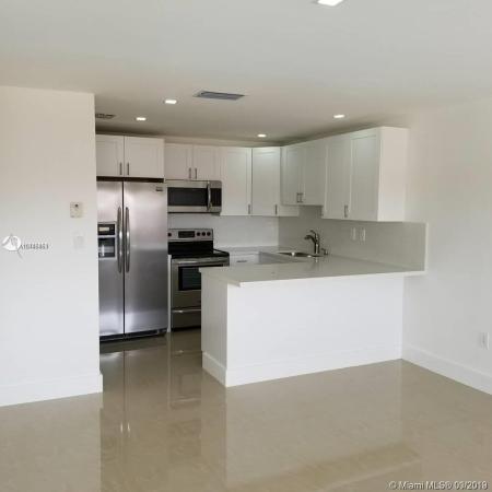 Playa Lago, 13231 SW 17th Ln #8-21, Tamiami, Florida 33175, image 2