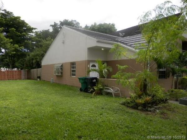 Park Villas At The Hammocks, The Hammocks, Florida 33196, image 2