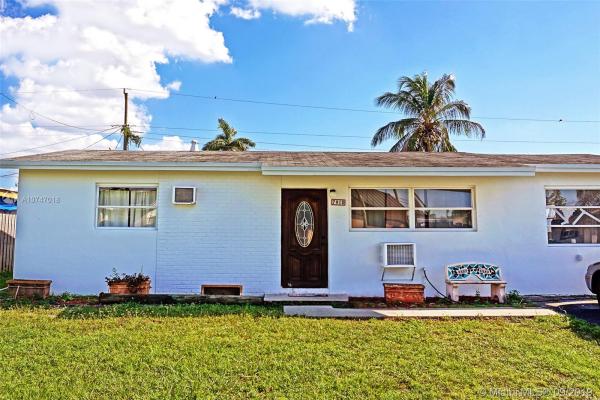 Palm Springs North Residential, 7910 NW 171st St, Palm Springs North, Florida 33015, image 2