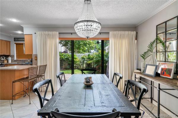 Spanish Villas, 6524 Kendale Lakes Dr #1504, Kendale Lakes, Florida 33183, image 2