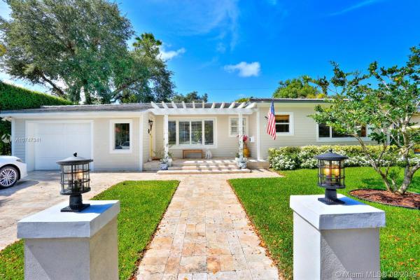 Biscayne Bay, 625 Puerta Ave, Coral Gables, Florida 33143, image 2