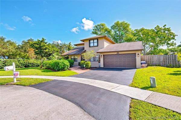 Windward Isle, 4380 NW 116th Ave, Sunrise, Florida 33323, image 2