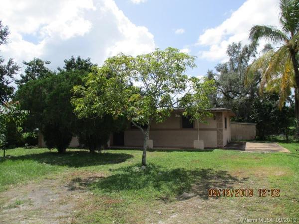 Pinewood Park, Pinewood, Florida 33150, image 2