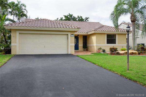 Waverly Hundred, 15630 Gauntlet Hall Mnr, Davie, Florida 33331, image 2
