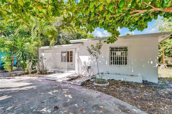 Brian Manors, 641 NE 141st St, North Miami, Florida 33161, image 2