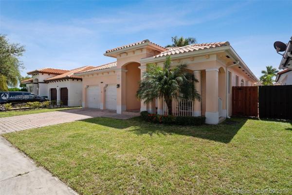 A B At Tamiami Trail, 15228 SW 22nd Ter, University Park, Florida 33185, image 2