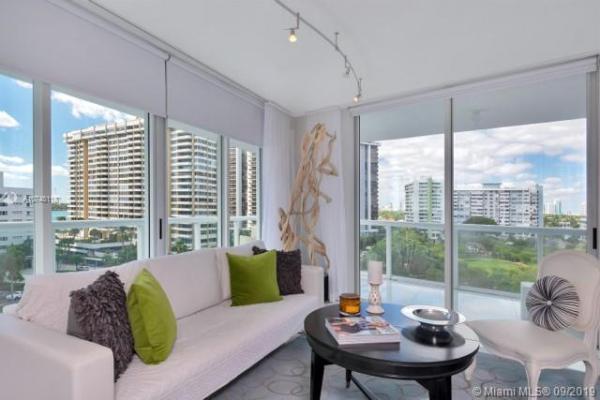 The Grand Venetian, 10 Venetian Way #806, Miami Beach, Florida 33139, image 2