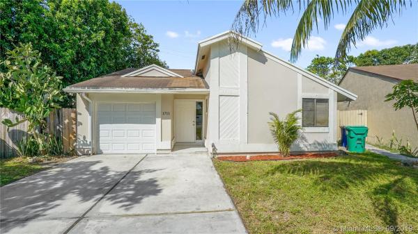 1711 SW 85th Ter, Miramar, Florida 33025, image 2