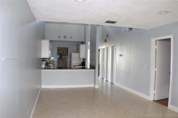 3605 SW 69th Ter #27-Z, Miramar, Florida 33023, image 2