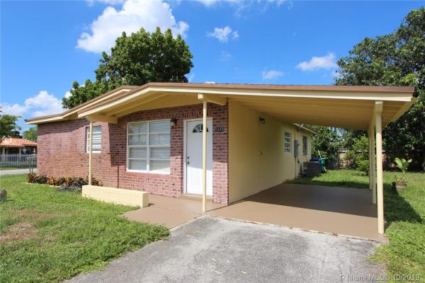 Red Road Manor At Carol City, 5535 NW 172nd Ter, Miami Gardens, Florida 33055, image 2