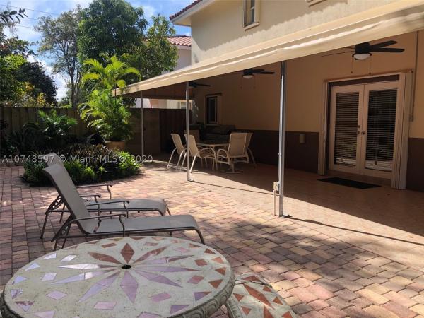 Miller Oaks, 5521 SW 65th Ct, South Miami, Florida 33155, image 3