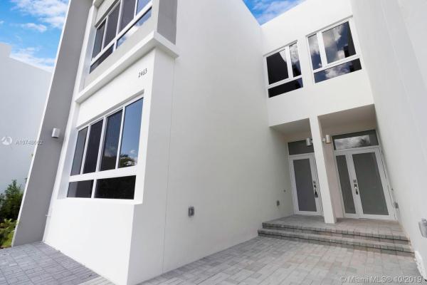 Parkview Villas, 2481 NE 135th St, North Miami, Florida 33181, image 2