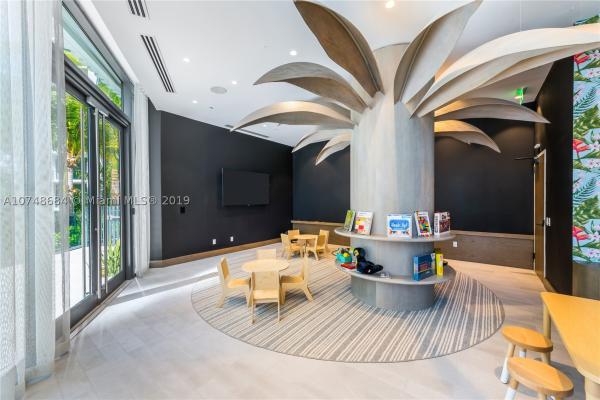 2811 S Bayshore Dr #4A, Coconut Grove, Florida 33133, image 2