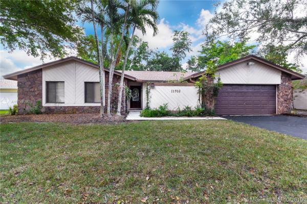 Stonebridge, 11702 Melaleuca Way, Cooper City, Florida 33026, image 2