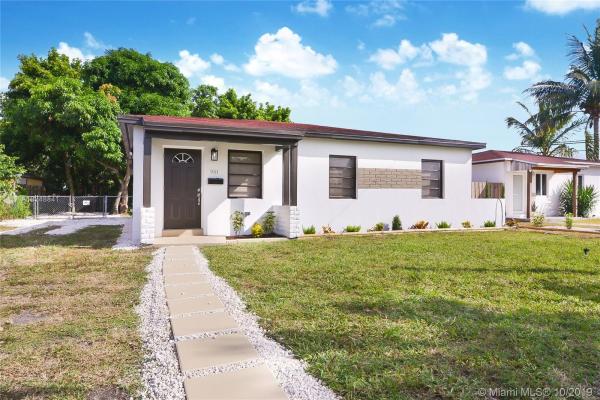 Belford Carr, 981 NE 156th Ter, North Miami Beach, Florida 33162, image 2