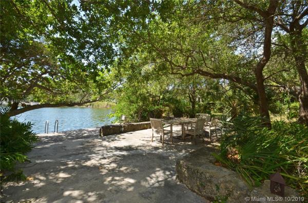 Hammock Lakes, 5520 Banyan Dr, Coral Gables, Florida 33156, image 2