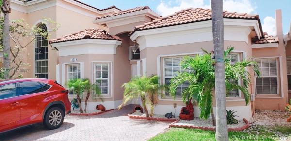 Lennar Townhomes At Forest Lakes, 16250 SW 101st Ter, The Hammocks, Florida 33196, image 2