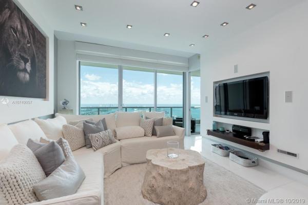 900 Biscayne Bay, 900 Biscayne Blvd #5704, Miami, Florida 33132, image 2