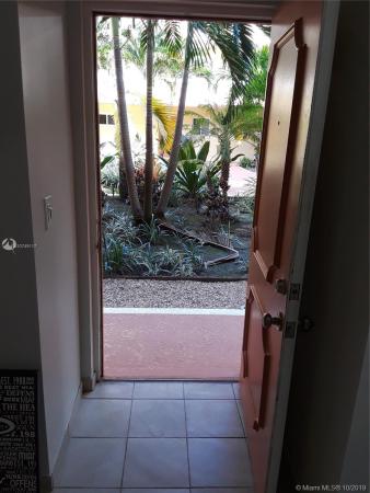 Village Of Kings Creek, 7820 Camino Real #J104, Glenvar Heights, Florida 33143, image 2