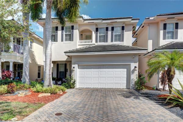 River Oaks, 1515 SW 23rd St, Fort Lauderdale, Florida 33315, image 2