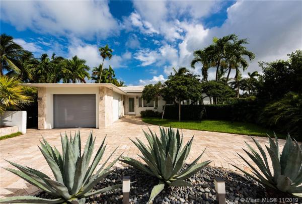 La Gorce Golf, 6025 Alton Rd, Miami Beach, Florida 33140, image 2
