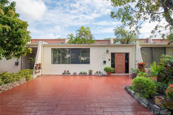 Sunset Park Lake Villas, 7631 SW 102nd Pl, Kendall, Florida 33173, image 2
