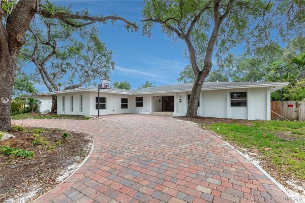 Highland Ranch Estates, 2210 NE 203rd Ter, Ojus, Florida 33180, image 2