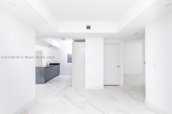 1010 Brickell, 1010 Brickell Ave #3703, Miami, Florida 33131, image 3