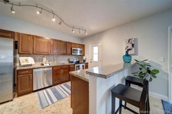 Courtyards Of The Grove, 2924 Day Ave #N314, Miami, Florida 33133, image 2