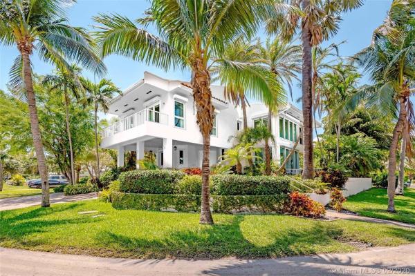 Biscayne Key Estates, 650 Curtiswood Dr, Key Biscayne, Florida 33149, image 2