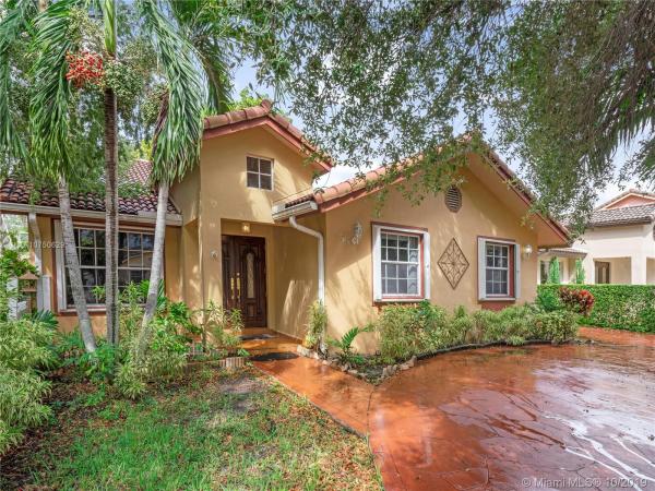 Venezia Homes Estates, 632 NW 134th Ave, Tamiami, Florida 33182, image 2