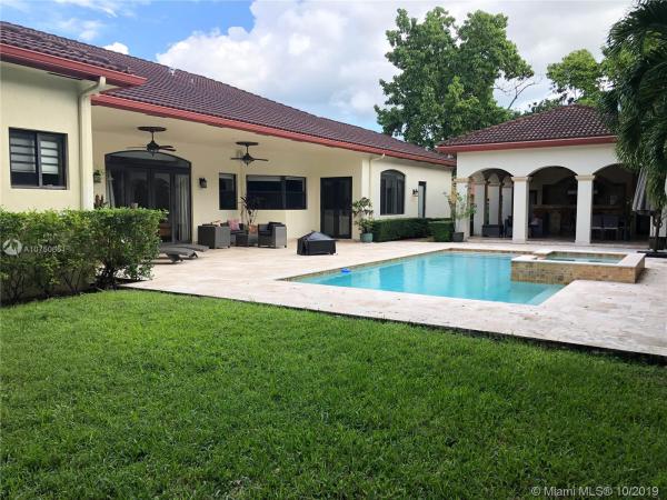 Ranchero Manors, 8720 SW 124 St #, Kendall, Florida 33176, image 2
