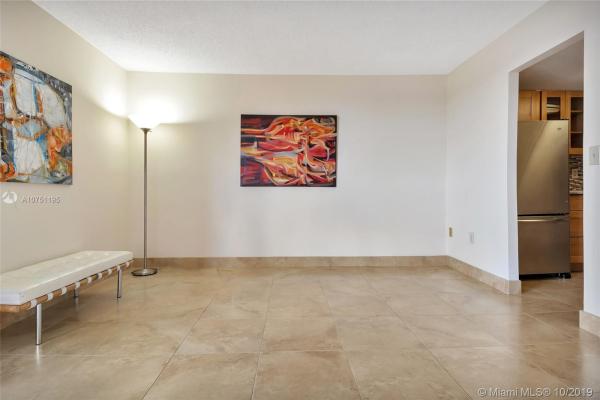 5050 Building, 5050 NW 7th St #418, Miami, Florida 33126, image 2